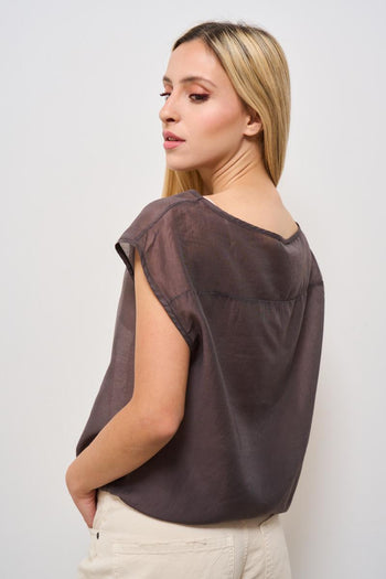 T-shirt donna scollo a barca marrone freddo - 4