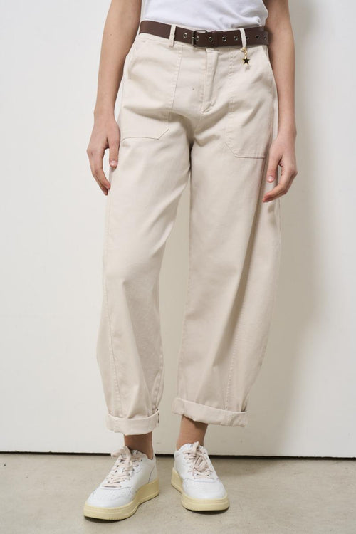 Carrot fit women's trousers sand