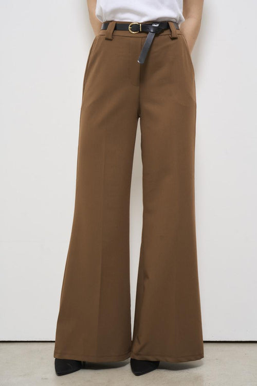 Brown women's trousers with belt