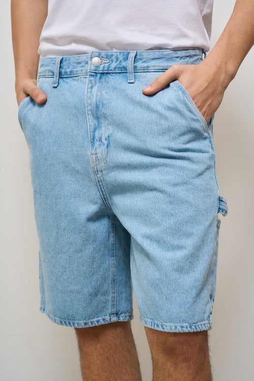 Bermuda uomo in denim chiaro - 2