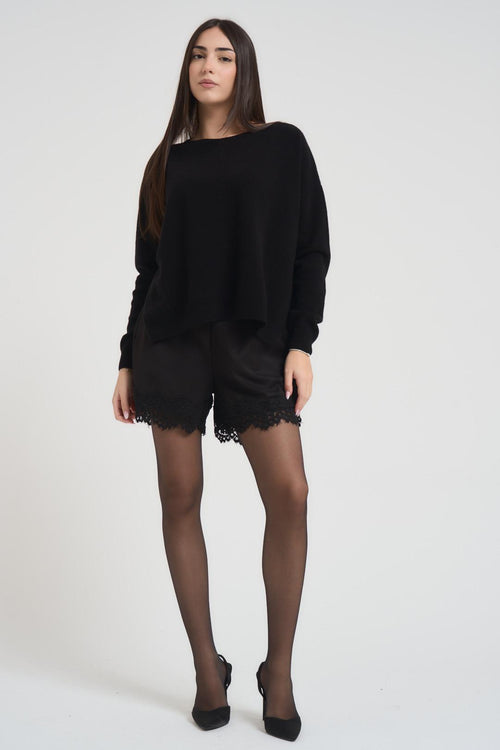 Shorts donna satinati con pizzo nero