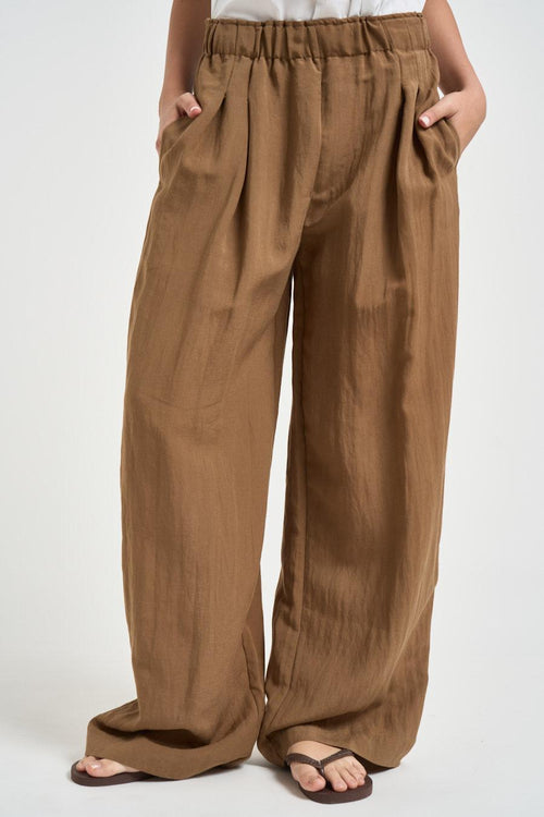Pantalone donna con pinces cammello - 1