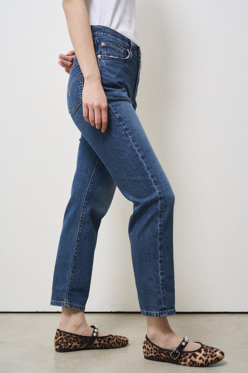 Women's straight leg jeans - 2