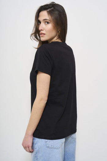 Women's black crew neck t-shirt - 3