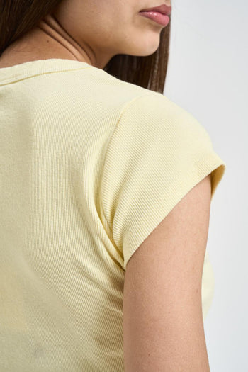 T-shirt donna gialla a costine - 4