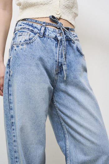 Jeans donna wide-leg in denim chiaro - 5