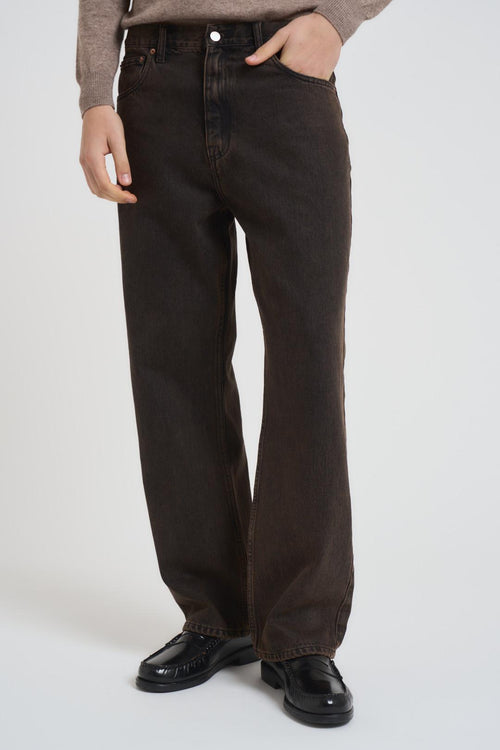 Jeans uomo relaxed fit marrone