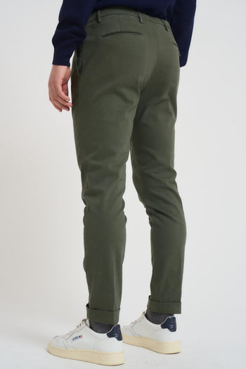 Pantalone uomo con pinces verde militare - 4