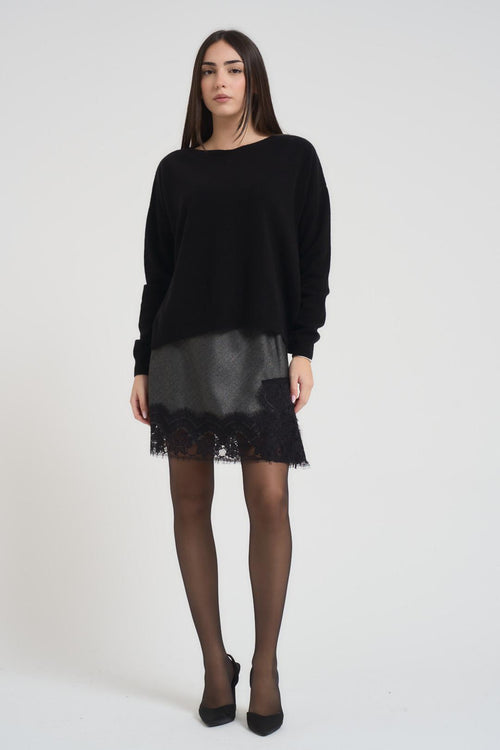 Maglia over donna scollo a barca nera