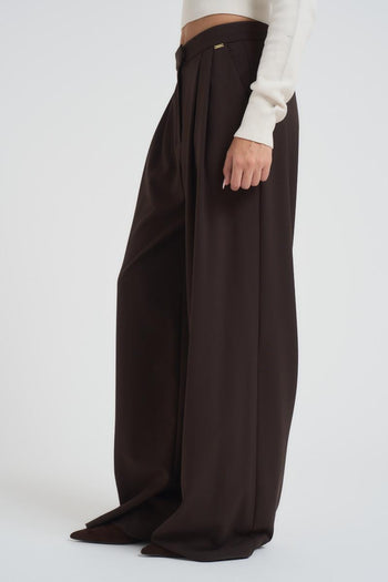 Pantalone donna over con pinces marrone - 4