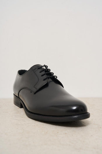 Stringata uomo nera - 3