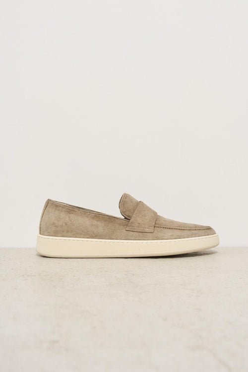 Men's 1940's beige suede moccasin