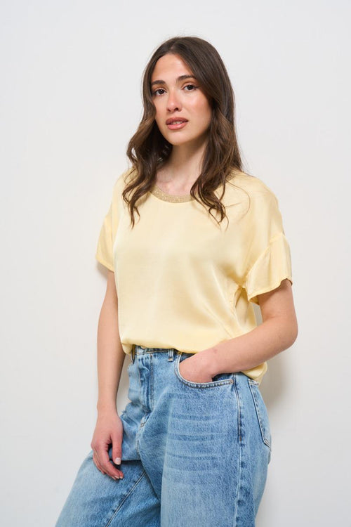 T-shirt donna satinata gialla con lurex dorato - 2