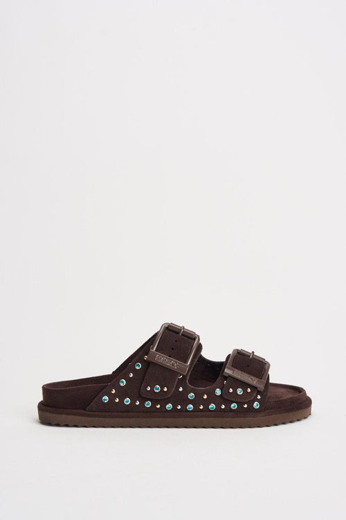 Sandalo donna in suede marrone con borchie