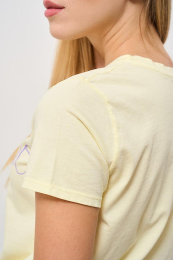 T-shirt donna girocollo gialla pastello - 5