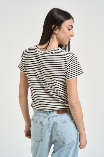 T-shirt donna girocollo a righe bianca e nera - 3