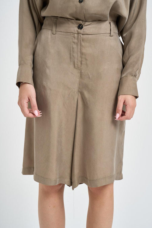 Bermuda donna fluido verde militare