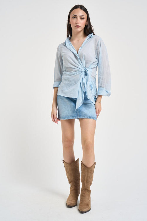 Camicia donna in cotone con fiocco celeste