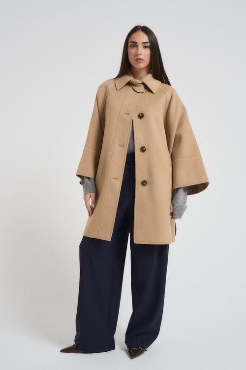 Cappotto in doppio drap di lana cammello