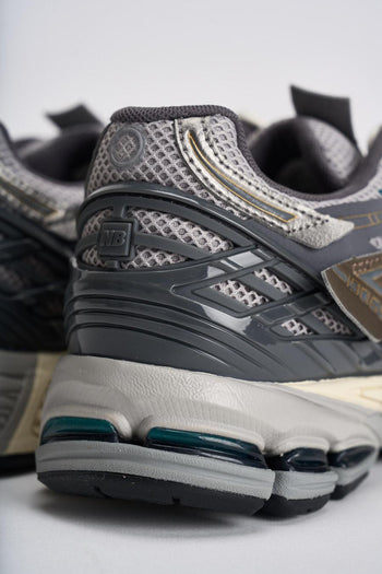 Sneakers uomo 1906R grigie e tortora - 8
