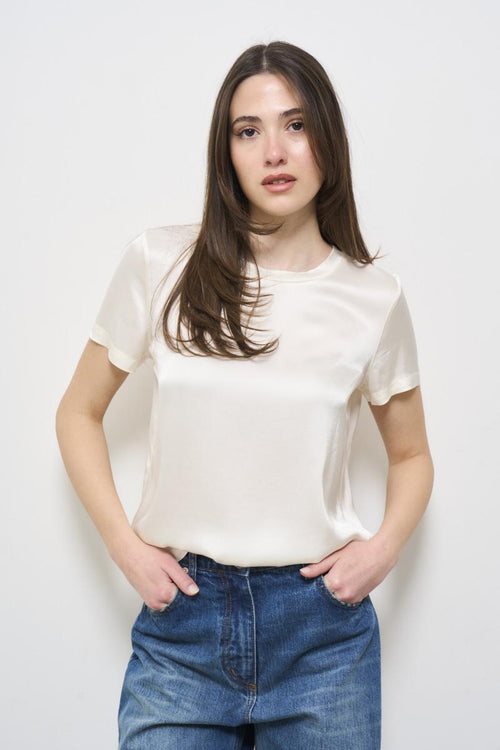 Women's white crew neck t-shirt