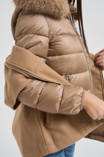 Piumino donna con cappa cammello - 7