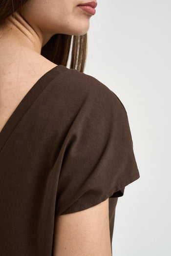 T-shirt donna con scollo sul retro marrone - 4