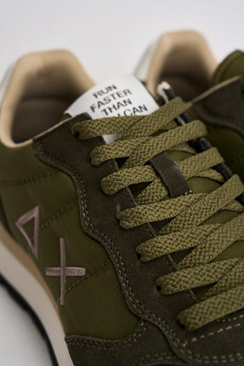 Sneakers uomo in suede verde - 5